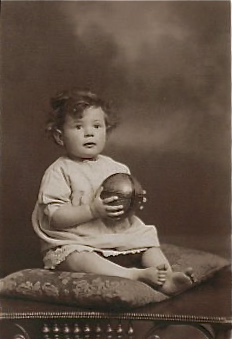Diana aged about 1